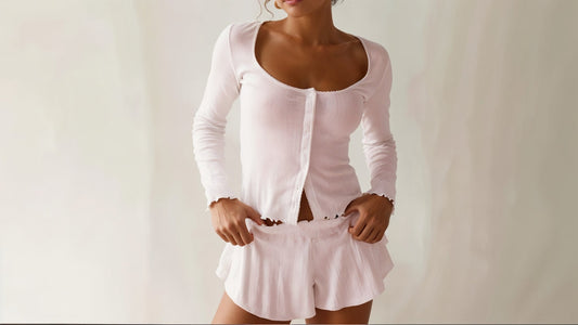 Odzież domowa na lato – jakie materiały najlepiej się sprawdzają?